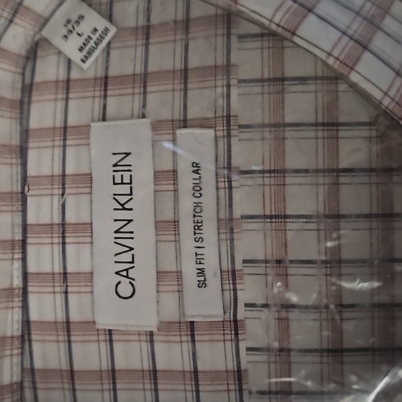 Calvin Klein Mens Dress Shirt.BRAND NEW IN ORIGINAL PACKAGING!!! - Picture 2 of 4
